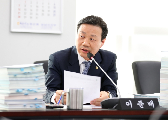 성남시의회 더불어민주당 이준배 대표의원, AI 교육 확대 및 무상 지원, 성남시가 앞장서야..