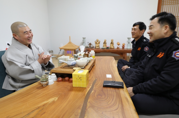 전남소방본부장, 강진소방서장 강진 청자축제 방문