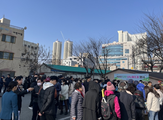 대구 중구, 2025년 나무 나누어주기 행사 개최