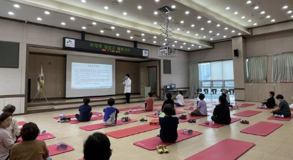 괴산군보건소, '2025 한의약 요실금 예방교실' 프로그램 실시