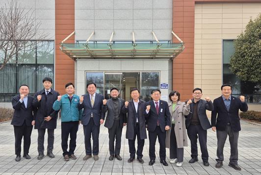 부산시의회 이승우 의원, 중입자가속기 치료센터 현장점검 및 사업 현안 회의 주재