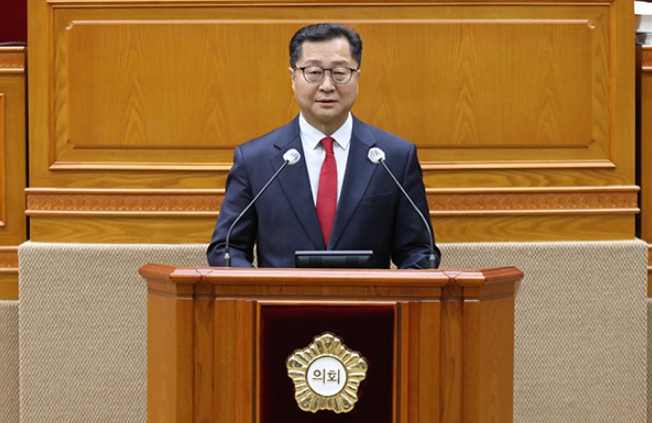 안양시의회 김정중 의원 제301회 임시회 시정질문 “박달동 데이터센터 건립 및 공무원 결원 문제 해결 위한 대책 마련 촉구”