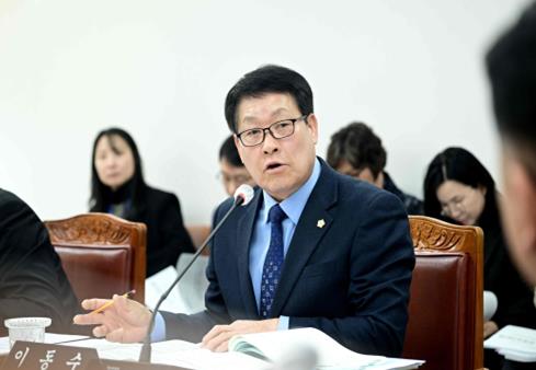 목포시의회 이동수 부의장 목포시 노인목욕비 및 이·미용비 지원조례 일부개정조례안' 대표발의 
