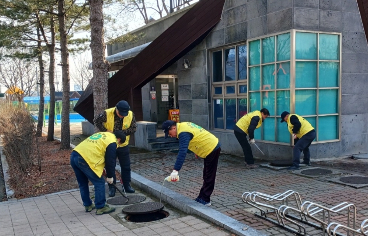 공주시, 해빙기 맞이 방역소독 활동 전개