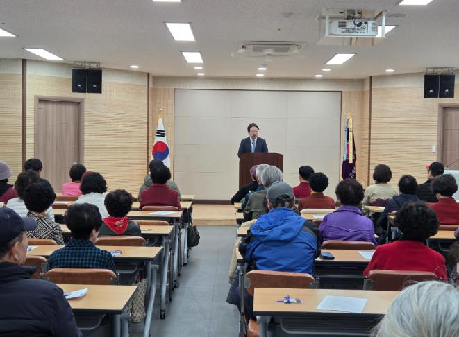옥천군 제11기 노인대학 2025년도 강좌 개강!