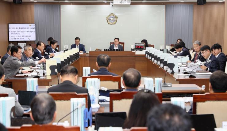 충남도의회 예결특위, 도교육청 1회 추경 수정 가결
