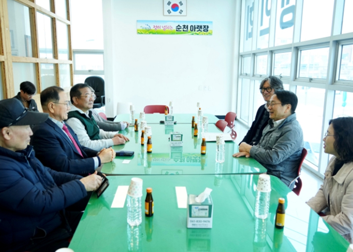 광주광역시, 순천 전통시장서 행정통합 민심 청취