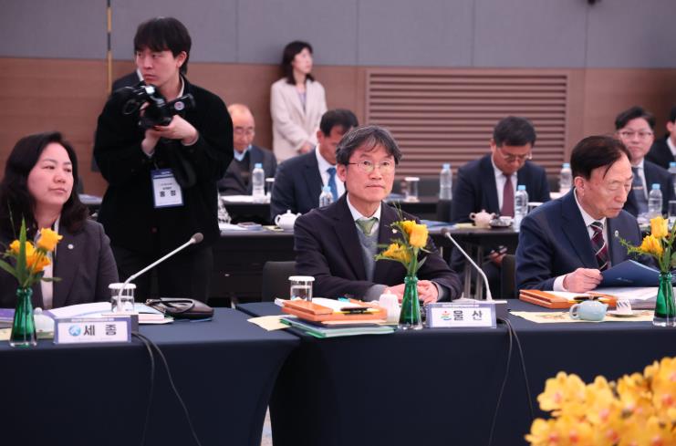 천창수 교육감 제안, ‘아동학대 사안 교육감 의견 실효성 보장안’ 전원 합의 의결 
