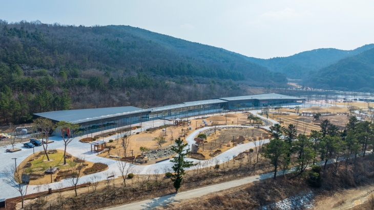 빛으로 되살린 신라 디지털 정원… 경주 ‘라원’ 내달 3일 개장