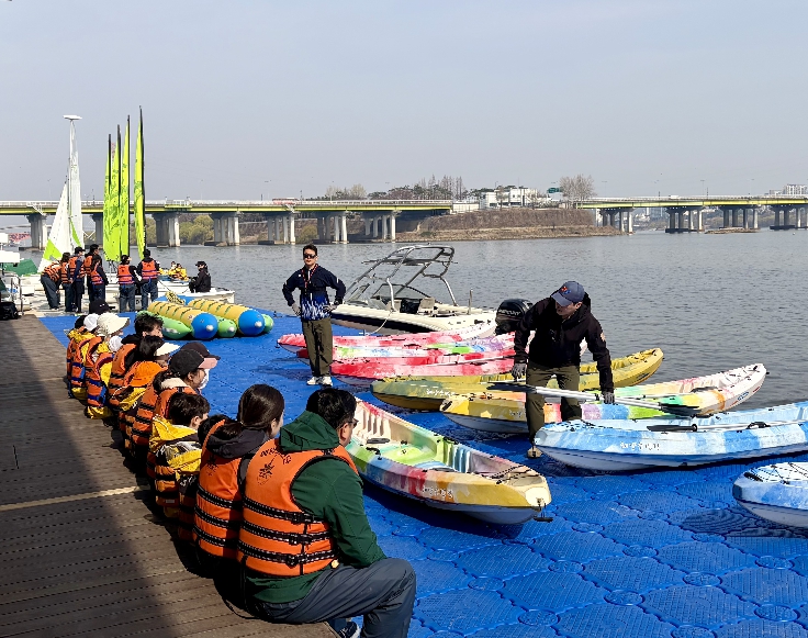 "한강에서 요트 즐겨볼까"…영등포구, 가족 요트교실 신청자 모집