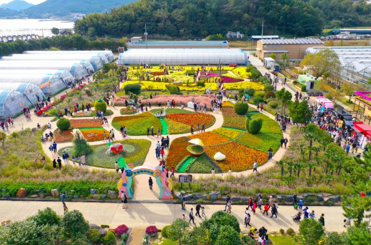 거제시, '거제섬꽃축제' 자문위원 공개 모집
