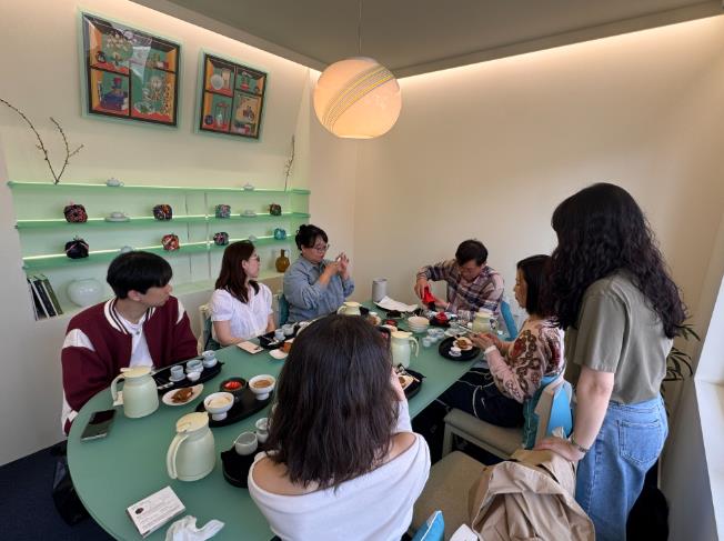 차 한 잔에 빠졌다..별천지하동차문화관 티 클래스 “대흥행”
