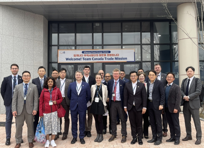캐나다 무역사절단, 시흥시 클린에너지센터 방문…글로벌 친환경 에너지 거점으로 국제무대서 주목