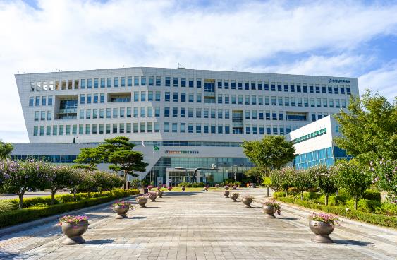 김지철 충남교육감, 공약이행 평가 '5년 연속 최고등급(SA) 달성'
