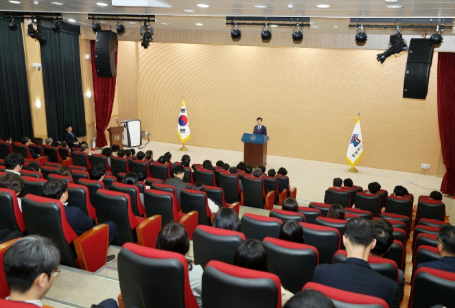 충북교육청, 기본과 원칙으로 공직 품격 다진다