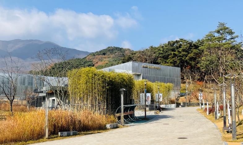 김천시시설관리공단 2026년 K-뮤지엄 지역 순회 전시 및 투어 지원사업 ‘김천시립박물관’ 참여관 모집 최종 선정