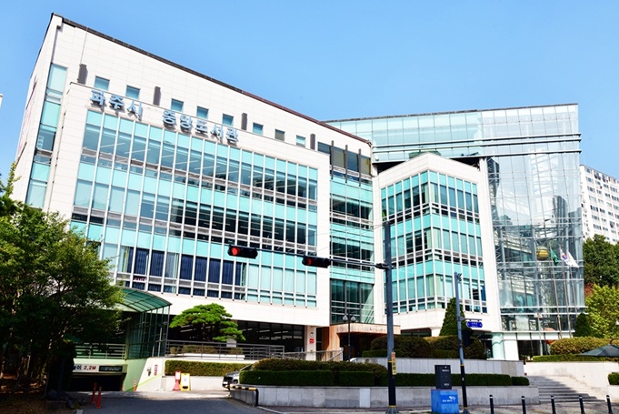 파주시 중앙도서관, 문학상주작가 지원사업 2년 연속 선정