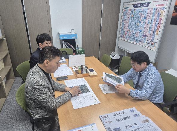 “물류 대동맥 뚫는다”…하동군, 철도 인프라 구축 국회 지원 요청
