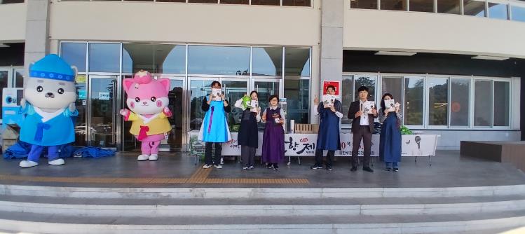 남원시 캠퍼스에서 울려퍼진 “춘향의 멋” 대학생들이 축제를 완성하다.