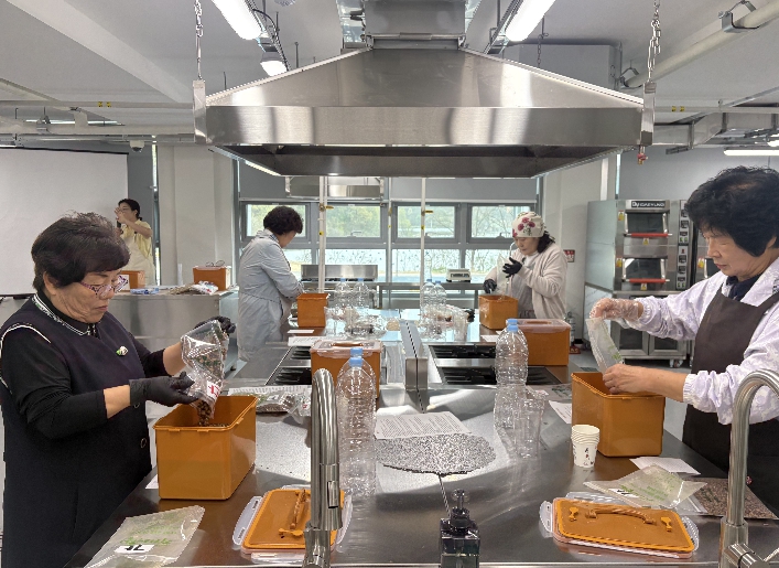 성주군, ‘전통의 맛’ 잇는 우리 장 담그기 교육 실시