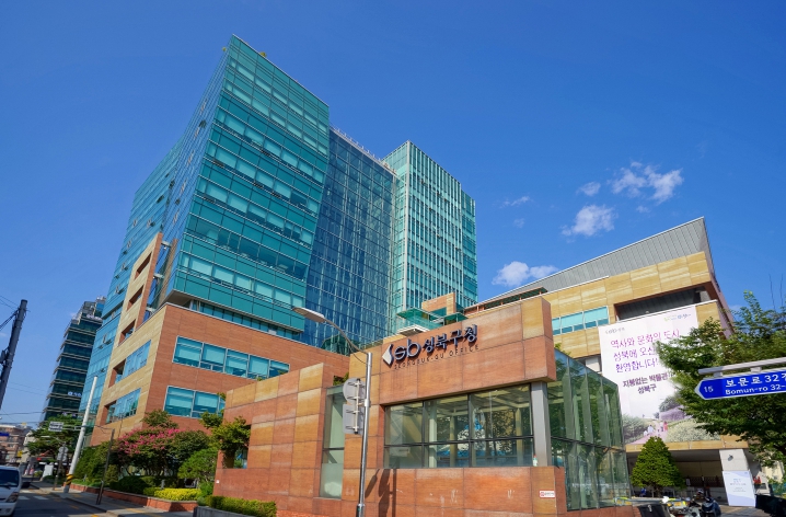 성북구, 폭염 취약계층 대상 차열페인트 시공 추진