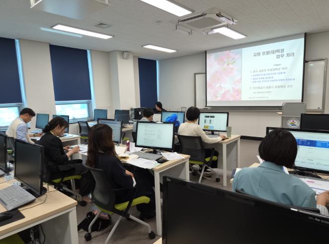 강북 학교지원센터, 호봉 담당자 대상 맞춤형 연수 진행