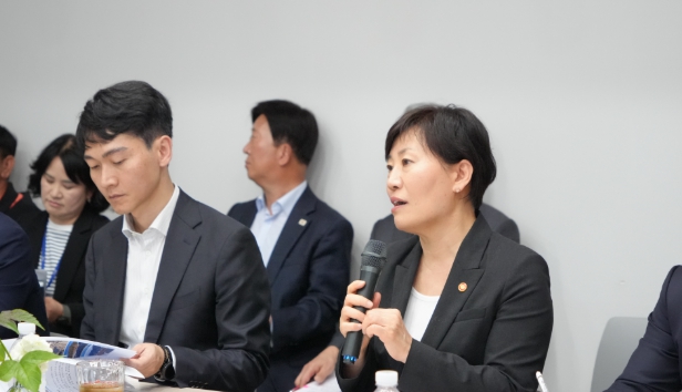 농식품부 장관이 찾은 춘천 솔바우마을 RE100모델 주목