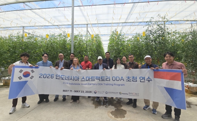 영천시 스마트팜 시설에 해외 관계자들 견학 잇따라
