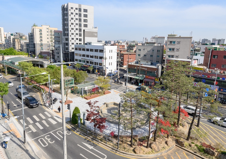 사계절 꽃피는 도시로...양천구, '1004개 테마정원' 조성 박차