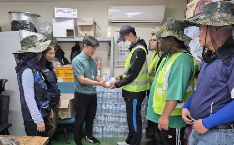 대전 중구, ‘온열질환 산업재해예방 물품 지급’ 실시
