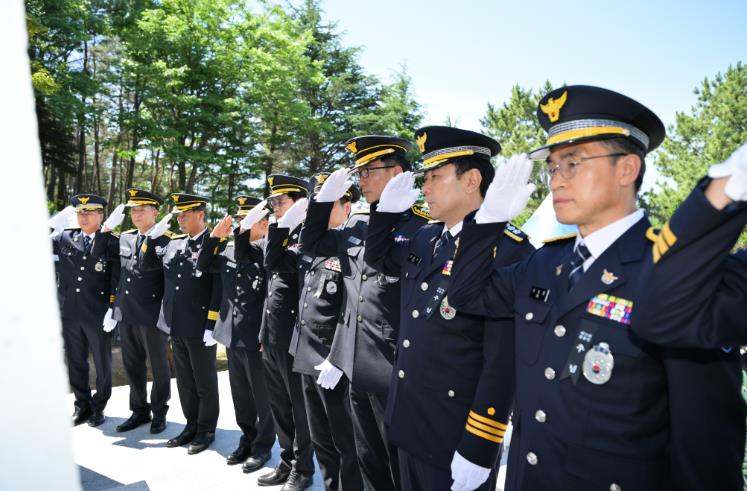 영덕군, 제71회 현충일 맞아 ‘보훈의 가치’ 되새겨
