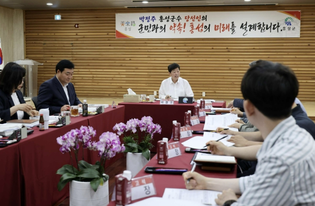 홍성군수 당선인 박정주, '군정 미래 설계실' 운영 '눈길' 기존의 형식적 인수위 빼고 군정드라이브 풀악셀