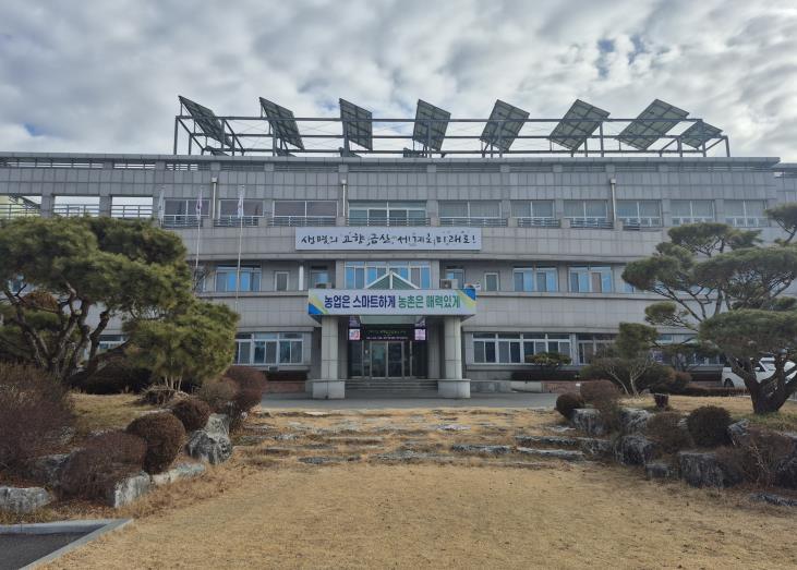 금산군농업기술센터, 배 과원 미세살수장치 보급으로 이상기상 대응
