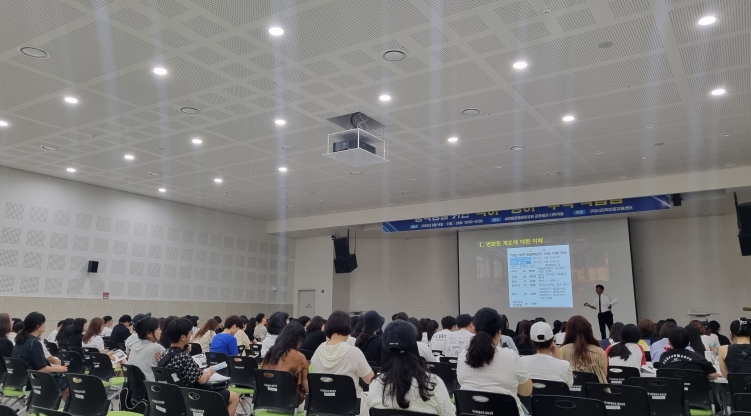 구미시, 중·고생 1,500명 대상 국·영·수 학습법 특강 개최