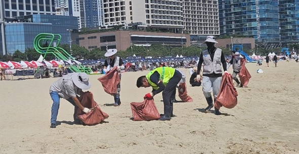 해운대구, 여름 휴가철 맞아 ‘관광지 청결 특별 대책’ 가동