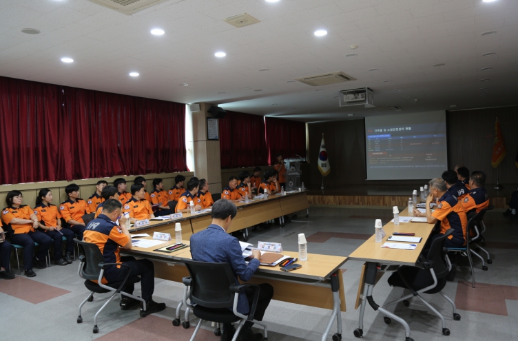 서산소방서, 음암면 자동차부품 공장화재 현장대응활동 검토회의 개최