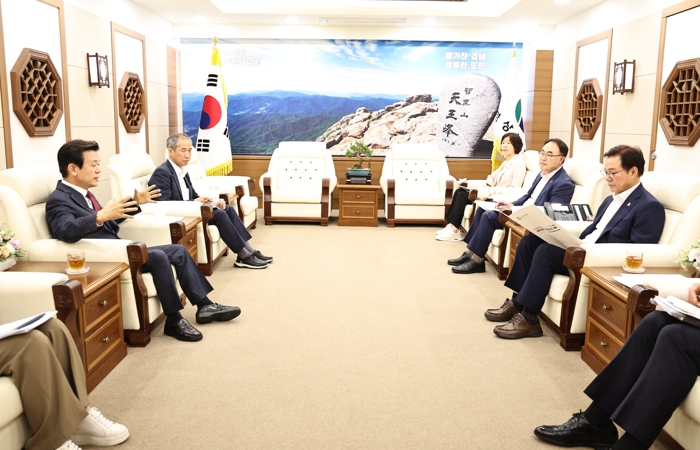 조규일 진주시장, 박완수 경남도지사와 지역 현안 논의