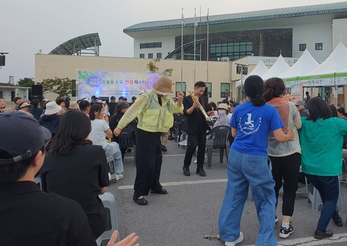 서귀포시, '서귀포 방방곡곡 콘서트 in 안덕' 주민과 관광객 호응 속 개최