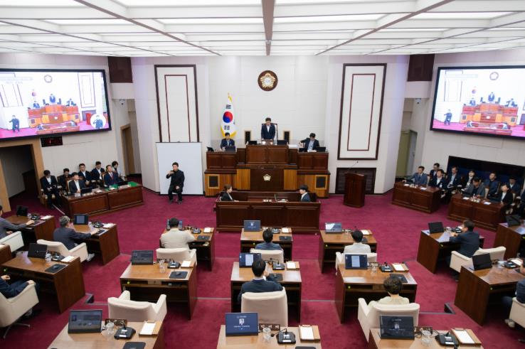 구미시의회, 제296회 임시회 개회!
